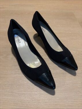 Ellen Tracy Black Pointed Patent Toe Kitten Heel Pumps size 7.5